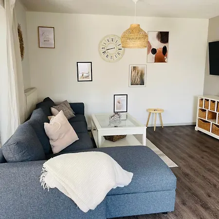 Seenah - Krabbe Apartment Grosszossen